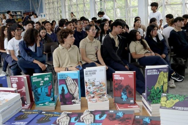 Cenal impulsa lectura juvenil y fortalece identidad latinoamericana